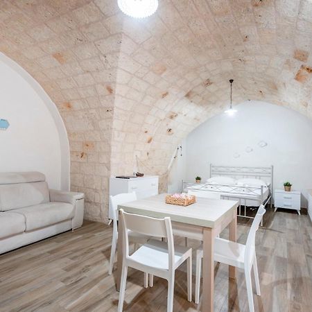 Апартаменты Casa Sardella, In Pieno Centro Storico A 300 Mt Dal Mare Монополи Экстерьер фото